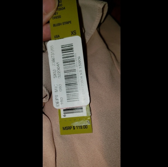 NWT**Gianni Bini Dress - Picture 5 of 7